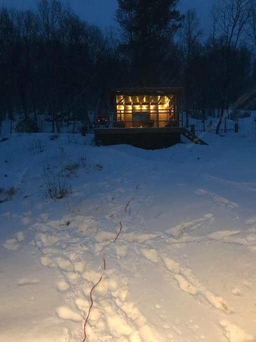 Trivelig Fritidshus Pa Arnes, Senja Straumstad Exterior photo